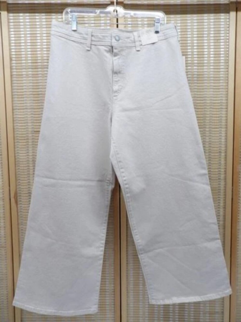 NWT Women's Universal Thread Size 14 High-Rise Sailor Wide Leg Denim Jeans